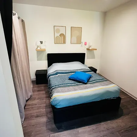 Knut-home Luxembourg Nocleg ze śniadaniem 3*